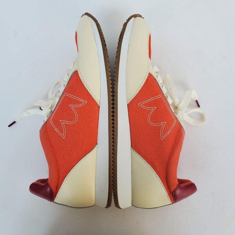 Birdies Roadrunner Leather Sneaker    Size 9.5